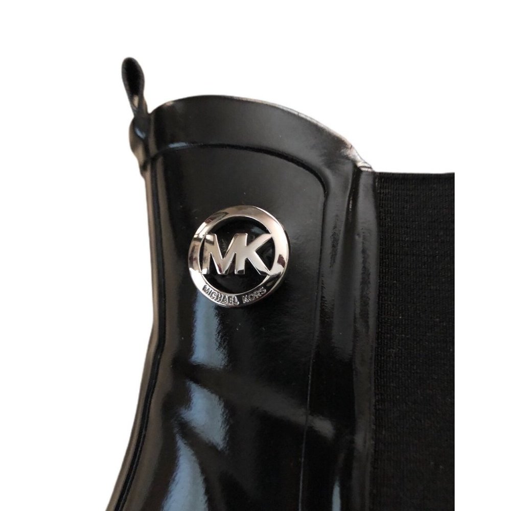 Michael Kors Women's Black Rain Booties Flat Rubber Ankle Boots US Size 8 - Picture 2 of 8